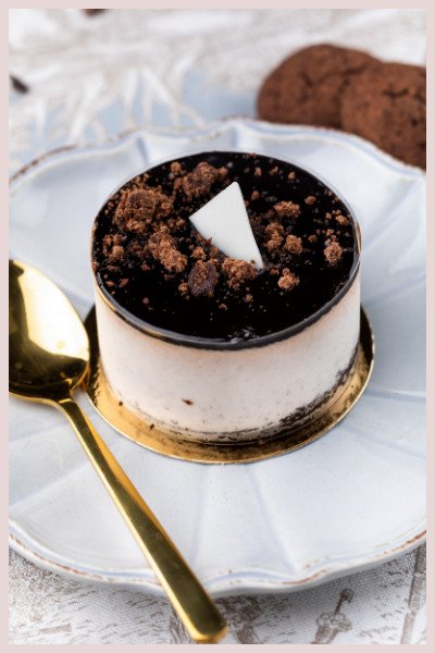 Pastries – Cakes & Refrigerated Pastries