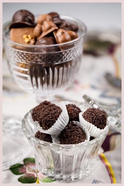 σοκολατάκια σοκολάτες