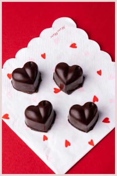 ΣΟΚΟΛΑΤΑΚΙΑ ΚΑΡΔΙΕΣ ΒΙΤΤΕR ΦΡΑΟΥΛΑ